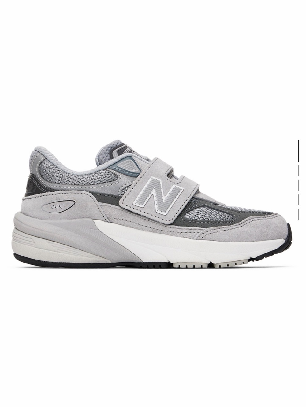 New Balance little kids grey 990v6 sneakers